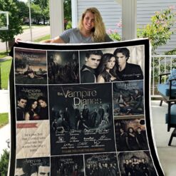 The Vampire Diaries Lover Quilt